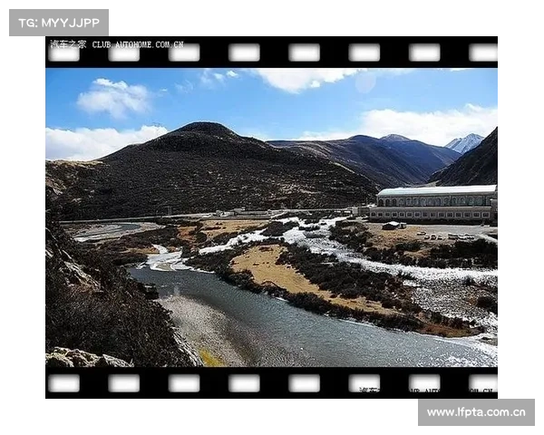 西藏首家高尔夫模拟中心落户拉萨 启动高原训练基地项目
